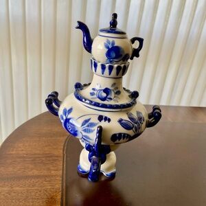 Blue & White Gshel Ceramic Russian small 7,5” Samovar&Teapot Handmade in USRR